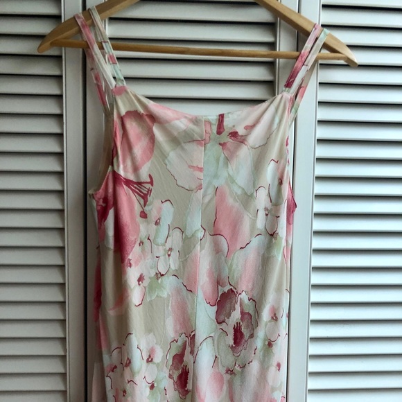 Elegant long floral dress by Nil’s - Picture 7 of 8